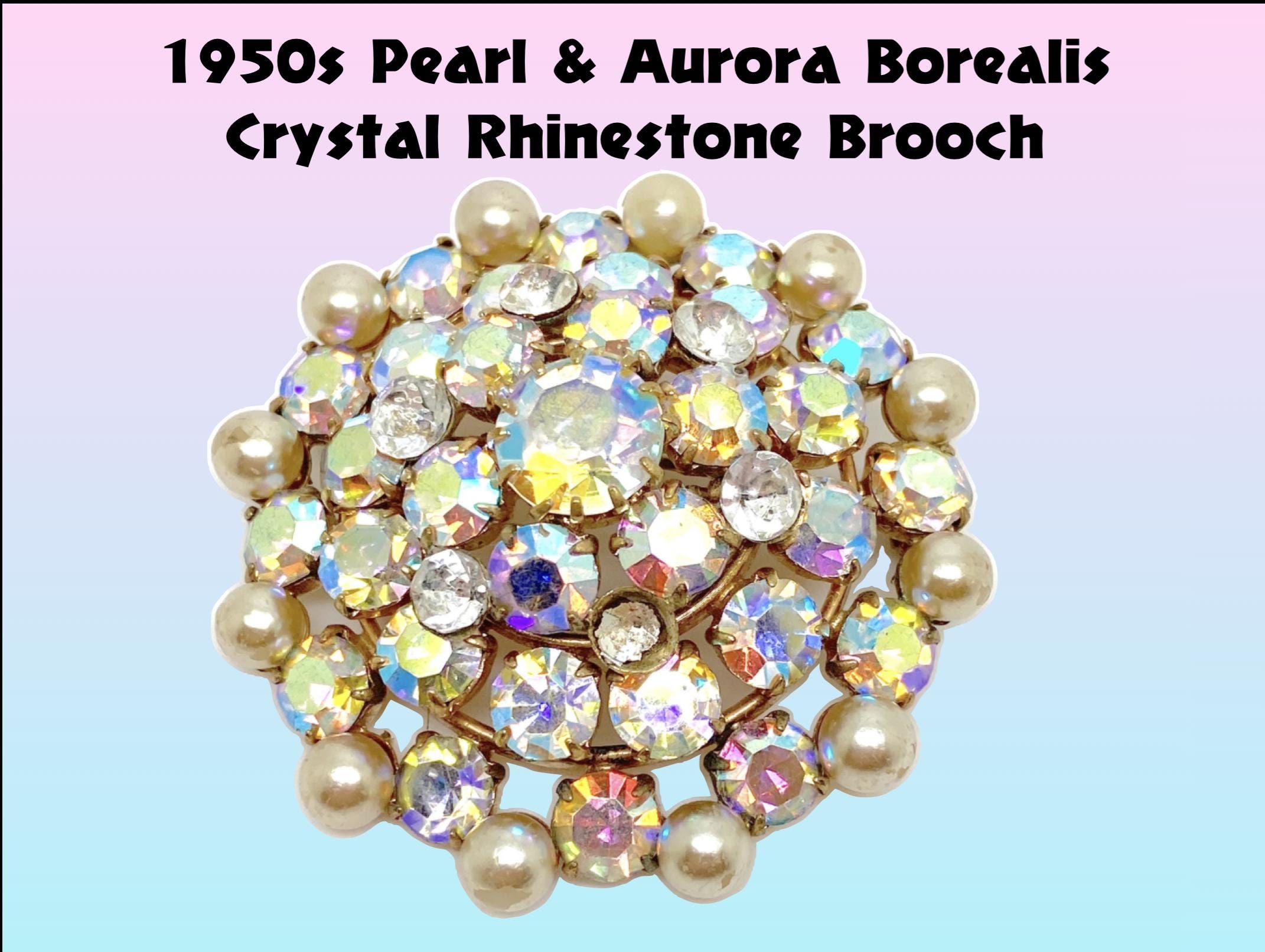 Bracelet of Pearl and Rhinestone Leaf - Cassandra Lynne