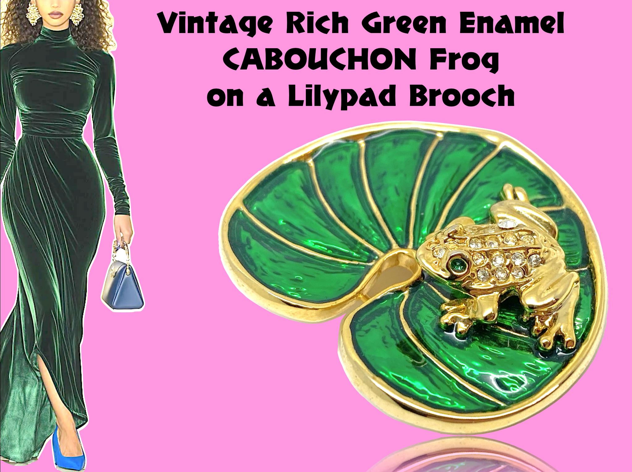 1990s CABOUCHON Designed Crystal Rhinestone Frog on a Rich Green