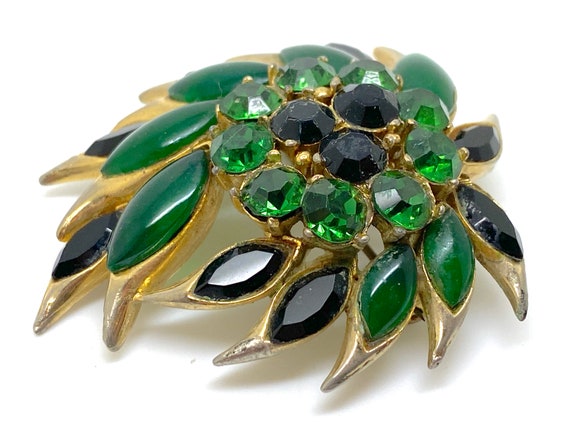 1980's SPHINX Large Green and Black Glass Brooch … - image 5