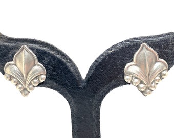 French 1920s-30s Fleur de Lys 925 Silver Clip Earrings