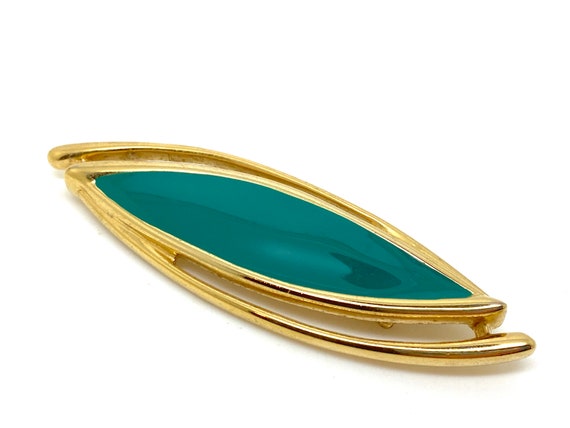 Vintage Green Enamel Monet Signed Goldtone Brooch… - image 4