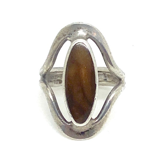 1950s Modernist Old Amber and 925 Silver Ring - image 1