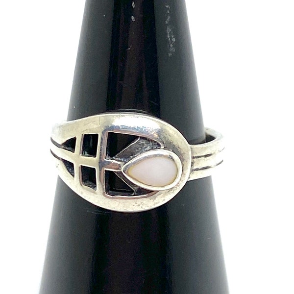 Vintage Rennie Mackintosh Style Moonstone 925 Silver Ring