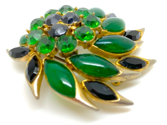 1980's SPHINX Large Green and Black Glass Brooch … - image 2
