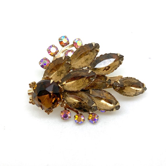 1950s Brown Glass and Pink Aurora Borealis Crystal