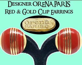 Pendientes de clip de esmalte rojo de la diseñadora francesa Orena Paris