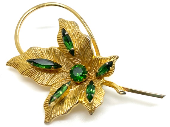 1950's Green Marquise Glass Goldtone Leaf Brooch - image 1