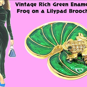 Vintage Crystal Rhinestone Frog on a Rich Green Enamel Lilypad Brooch