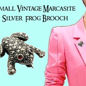 Small Vintage Marcasite & Silver FROG Brooch