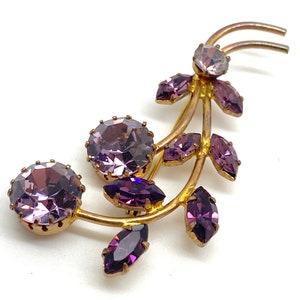 1950's Purple Glass Flower Brooch