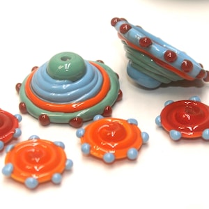 6 peças de contas 14/28 mm com pontos em relevo, disco de tampas, vermelho laranja azul azul-petróleo verde, contas de vidro lampwork feitas à mão, contas artesanais