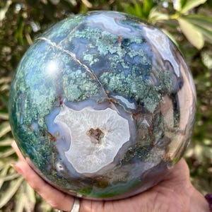 200MM Lace Agate Sphere  Crystal Stone Sphere , High Quality Carving Polished , Large Round-Shaped Stone Healing Stone Meditation Stone