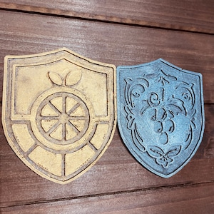 Poké scarlet & Violet replica school badges (3D printed)