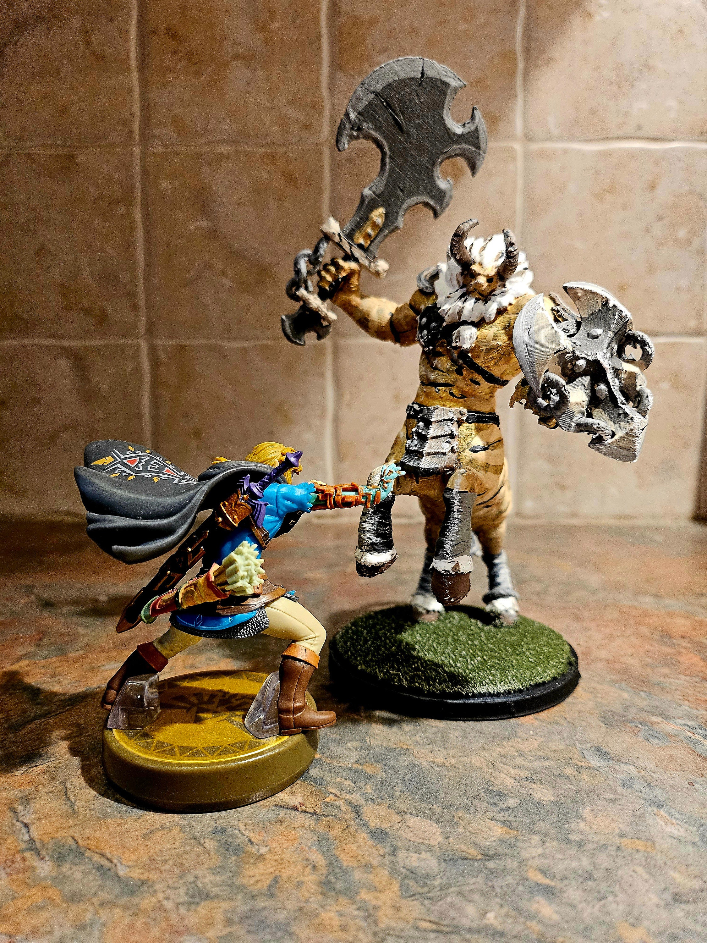 ゼルダの伝説 ライネル フィギュア ゼルダのティアーズ オブ ザ キングダムにインスパイアされたゴールド