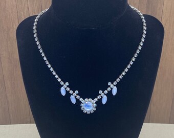Naszyjnik choker z niebieskiego szkła i kryształków, 15 cali, vintage