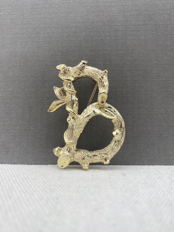 Sarah Coventry Letter B Brooch Pin Gold Tone Bamboo
