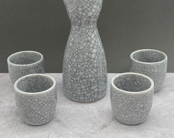 Grey Crackled Glaze Japanese Saki Set