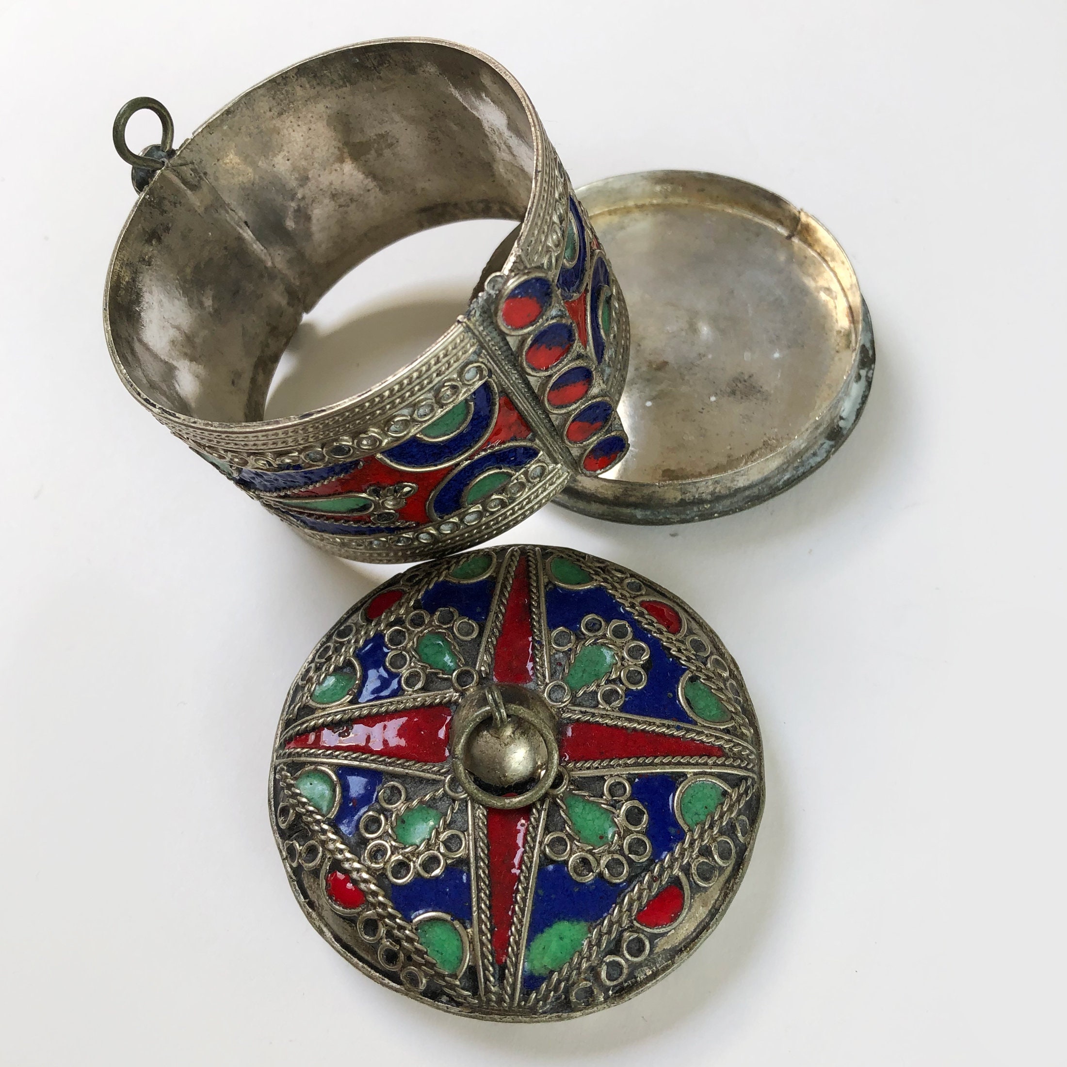 Coffret à Bijoux Marocain Artisanal En Métal Berbère Et Bakélite - Décoration Ethnique - Neuf Avec Légers Défauts