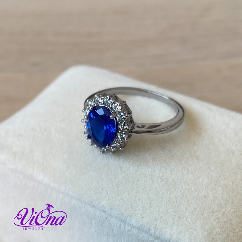 925 Sterling Silver Ring with Sapphire Blue Synth Stone, Stamped image 8