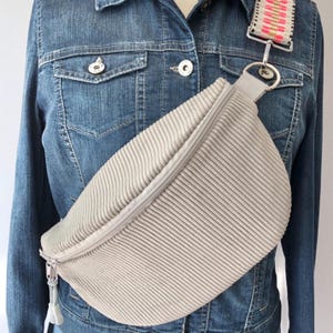 Bauchtasche XL Damen Grau, Crossbag Cord, Hipbag, Gürteltasche Damen, große Bauchtasche, mit/ohne Taschengurt „Sommer“,Geschenk für Freundin