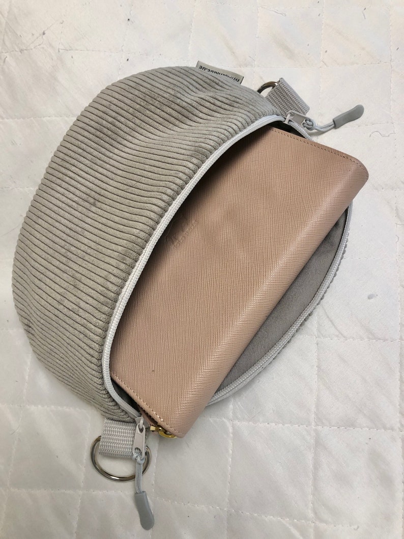 Bauchtasche Cord, XL, grau beige Crossbag Cord, Hipbag Cord, Gürteltasche Damen, leicht und praktisch Cordstoff, grau, Taschengurt Sommer Bild 7