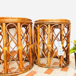 Umweltfreundlicher Rattan Holzhocker | Handarbeit |Handbemalt| Blumentopf Satnd | Prunkstück | 2tlg