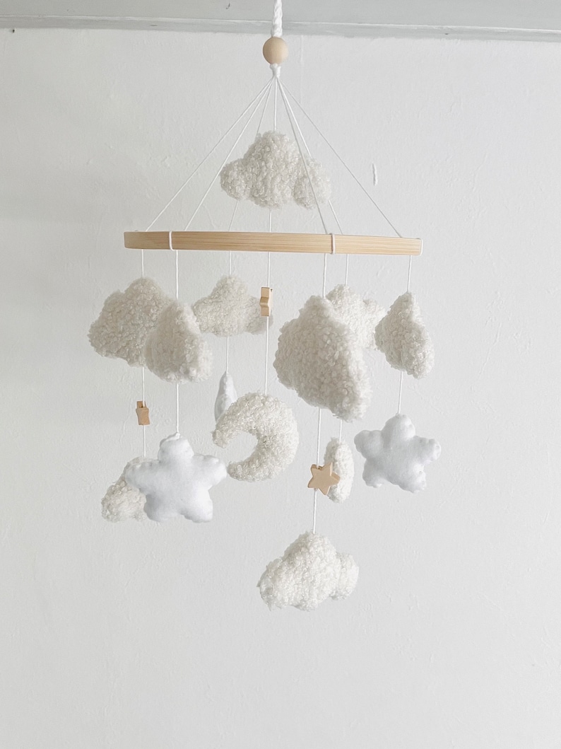 Baby Mobile Wolken Boucle/Teddystoff Ecru/Weiß Bild 2
