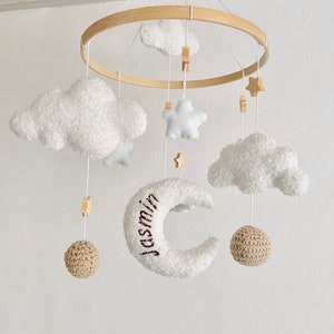 Personalisierte Boucle Baby Mobile Wolken Weiß/Beige Bild 6