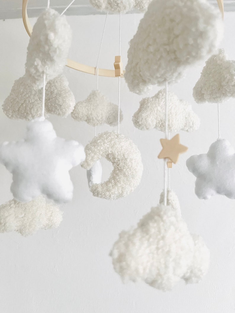 Baby Mobile Wolken Boucle/Teddystoff Ecru/Weiß Bild 5