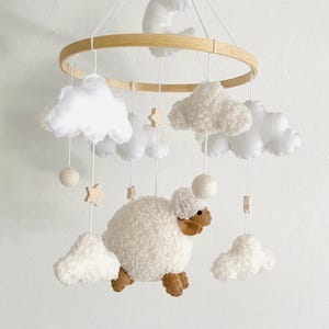 Baby Mobile Sheep Boucle/Teddy Fabric Ecru/White