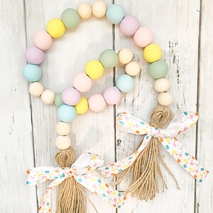 Spring wood bead garland, spring farmhouse decor