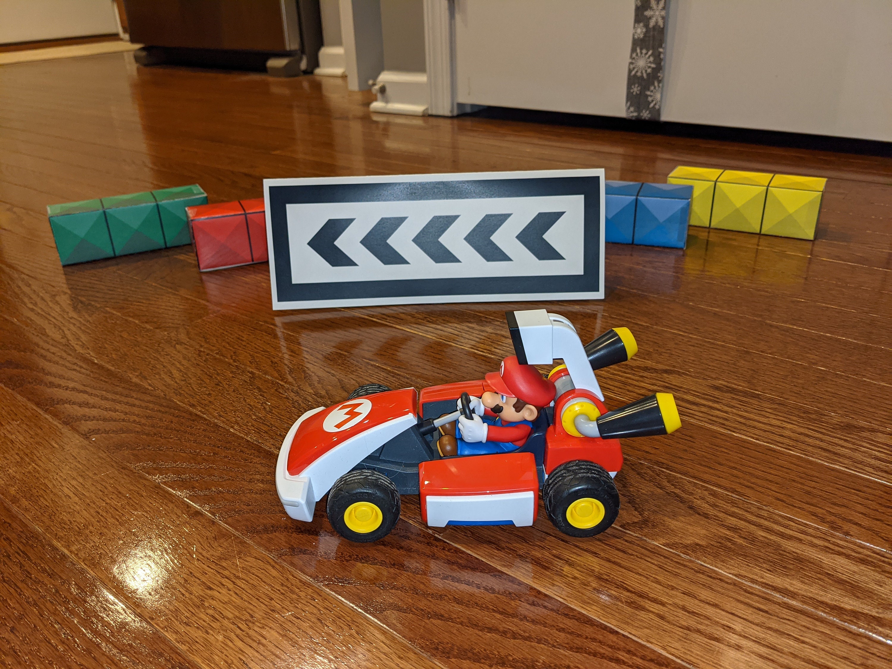 Mario Kart Live: Home Circuit – Fully Loaded Electronics