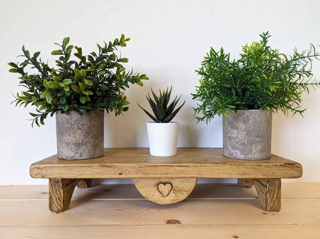 Raised Display Shelf / Counter Top Shelf / Table Centre Piece Display