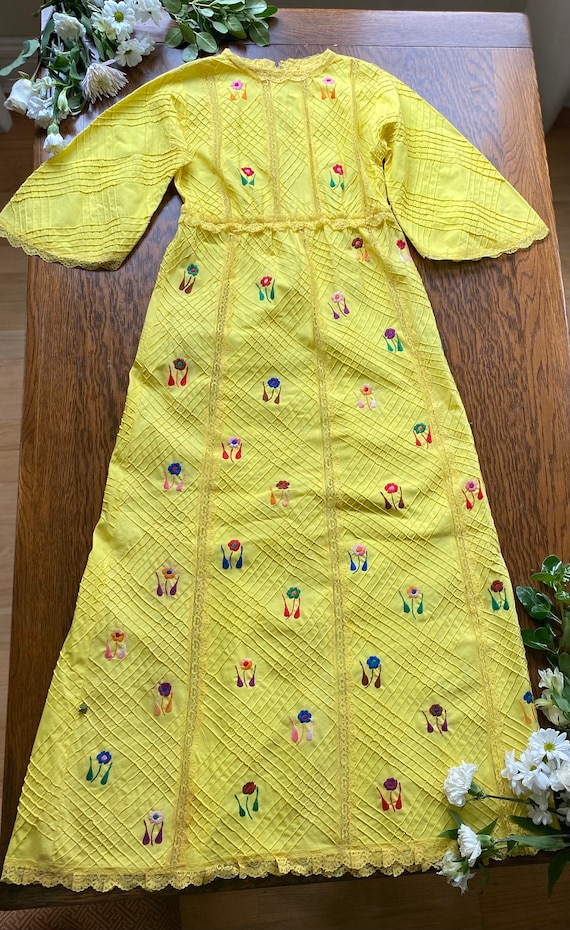 1970's vintage cotton caftan/ yellow maxi/ inlaid