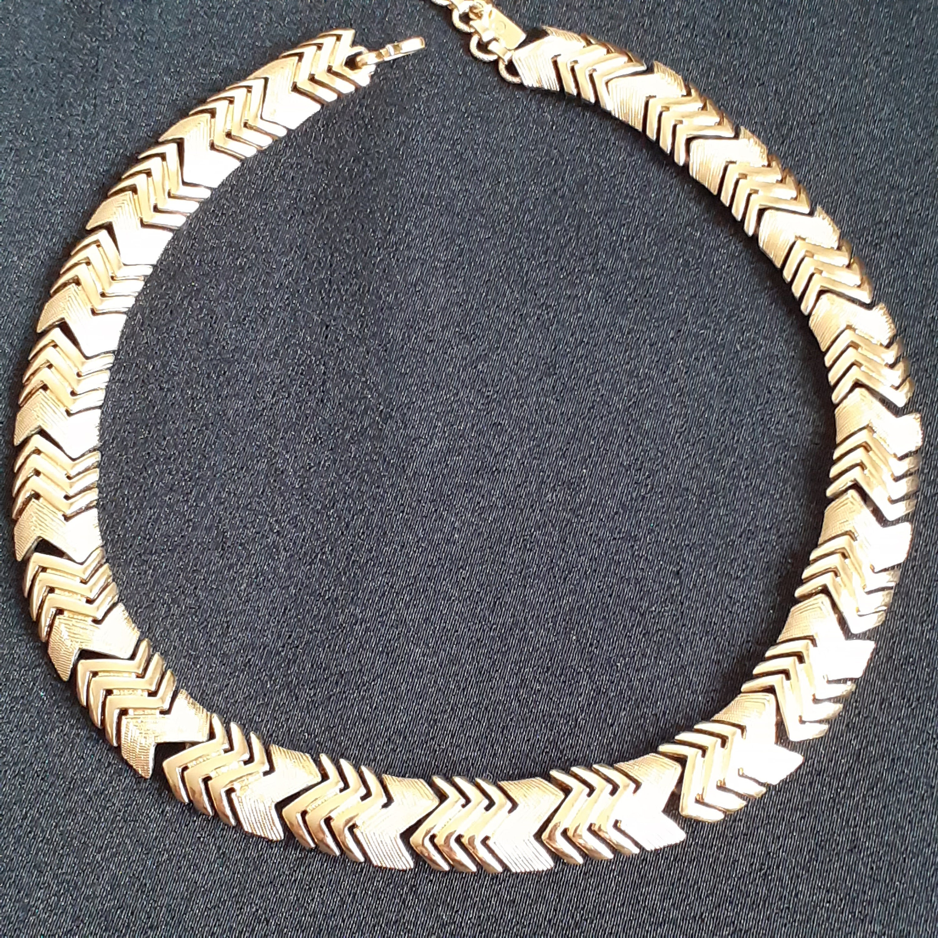 Vintage gold choker Clearance