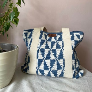 Handmade Crochet Tote Bag – Boho Cotton Shoulder Bag with Inner Pocket