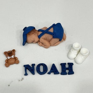 Fondant baby cake topper/baby boy cake topper/baby girl cake topper/baby shower cake topper/baby figurine/sleeping baby topper/favors