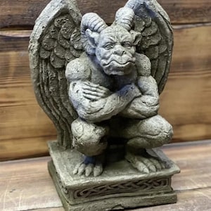 Steinfigur Gargoyle Mauerhocker Garten Figur Deko  Massiv Gartenfigur Dekofigur
