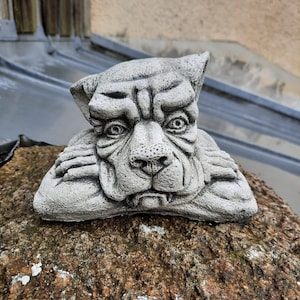 Steinfigur Gargoyle Mauerhocker Garten Figur Deko  Massiv Gartenfigur Dekofigur