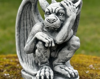 Stone figure Gargoyle wall stool garden figure decoration solid garden figure decoration figure