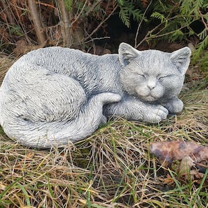 Stone Figure Garden Figure Cat Kitten Grave Figure Stone Casting