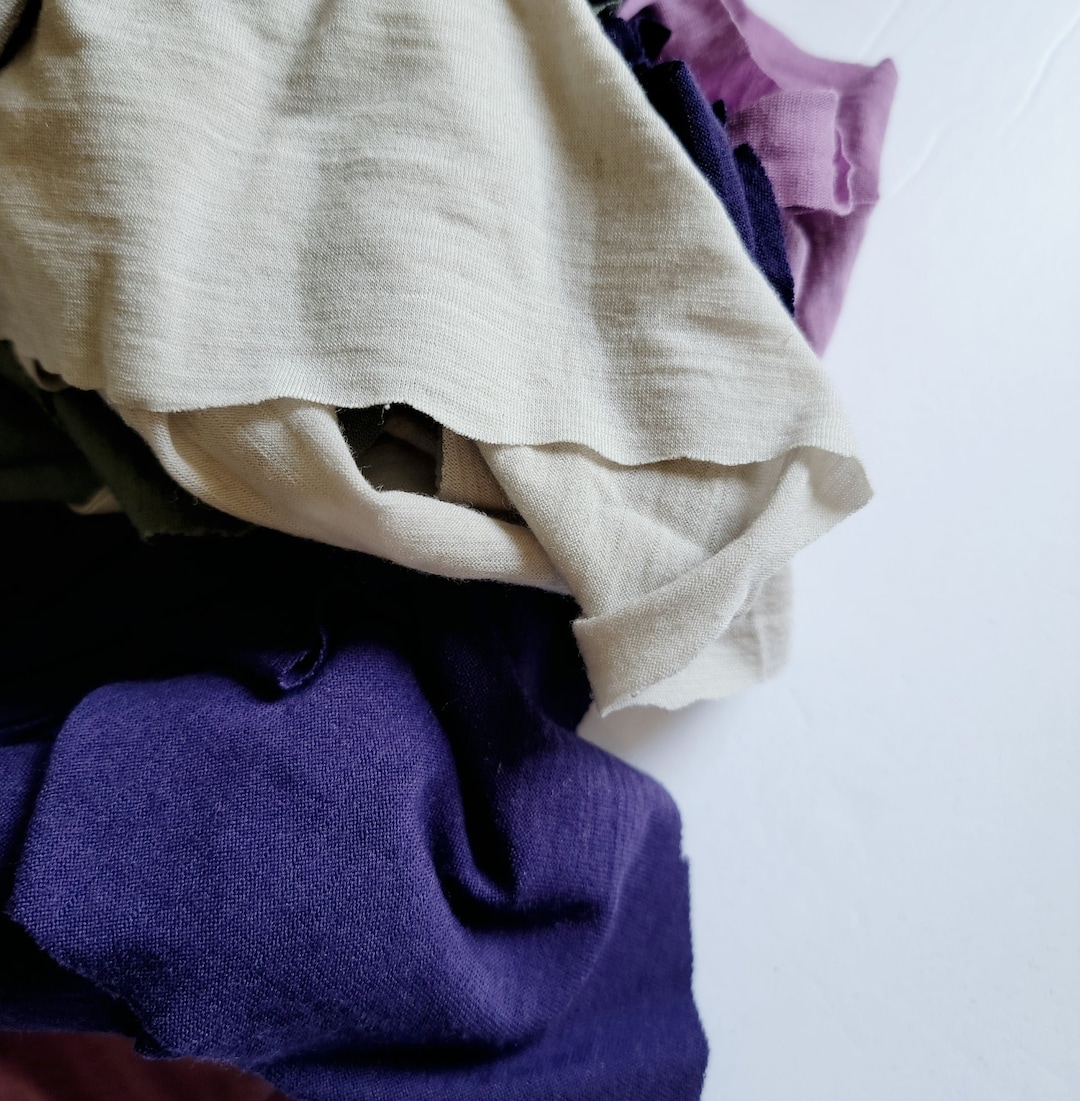 Merino Wool Fabric Scraps, 100 Wool Scraps for Mending, Fabric Scrap