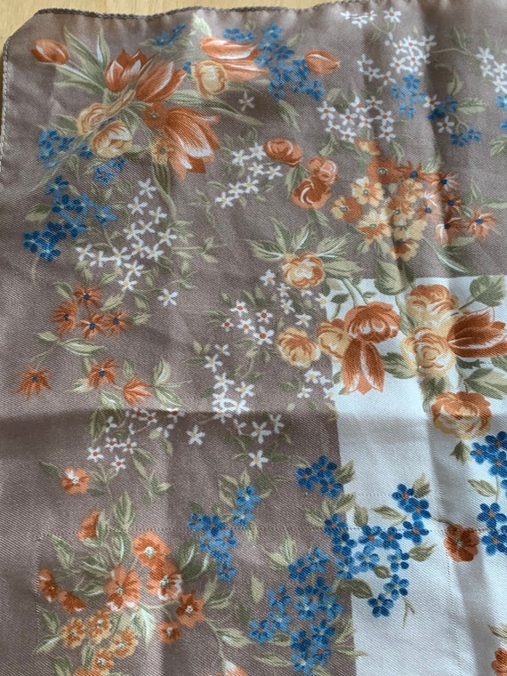 Vintage Floral print large square satin scarf Mad… - image 3