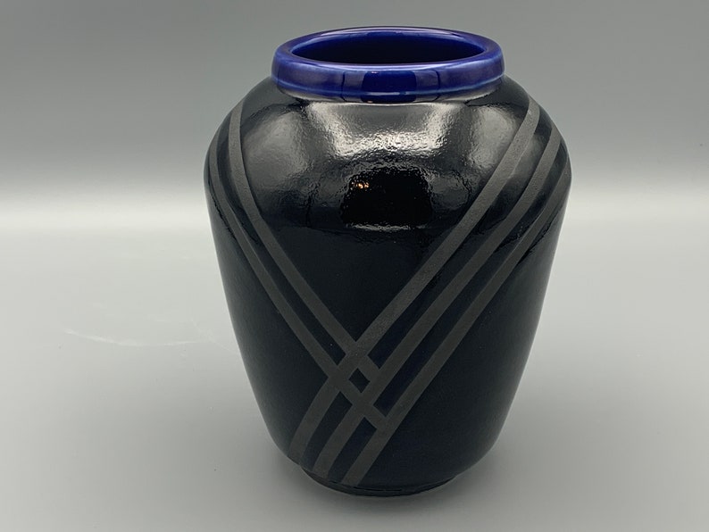 Ceramic Vase Black Vase Striped Vase Pottery Vase 画像 1