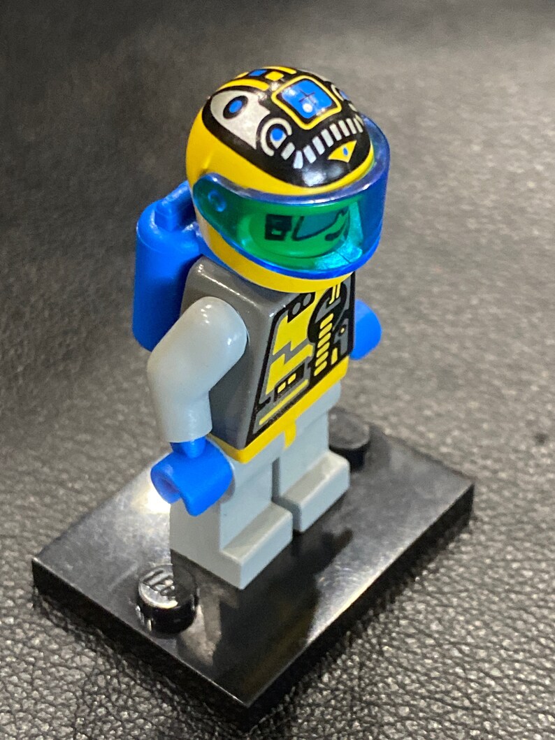 Sp049 LEGO® Unitron Chief Minifigure (sp049) - LEGO Space Minifigure ...