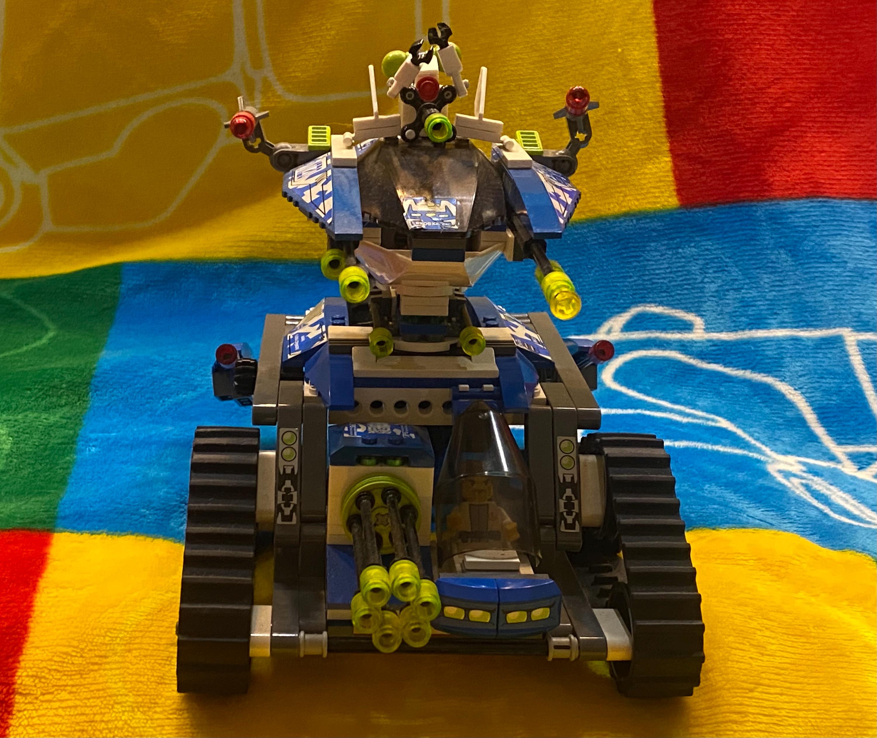 LEGO Hybrid Rescue Tank (set 8118-1) - Lego Exo-force - Authentic