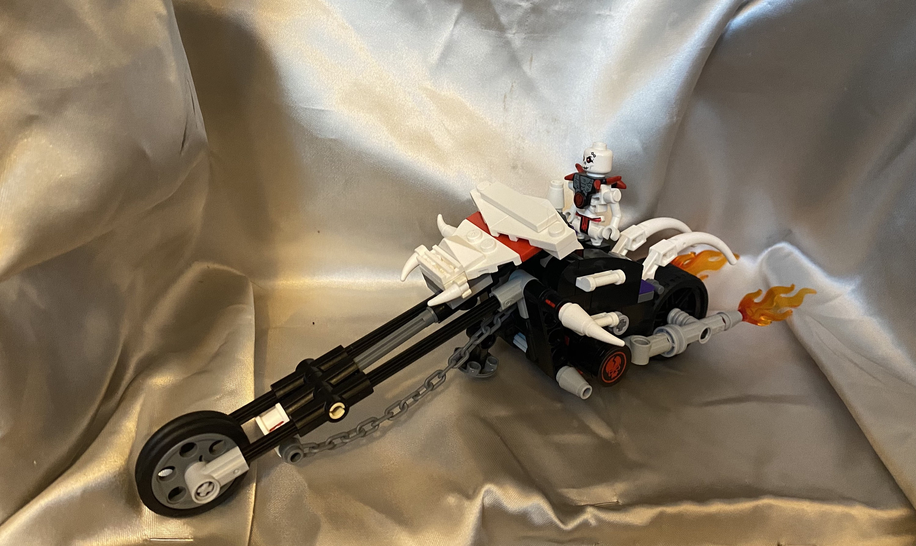 Skull Motorbike set 2259-1 Ninjago: the Golden -