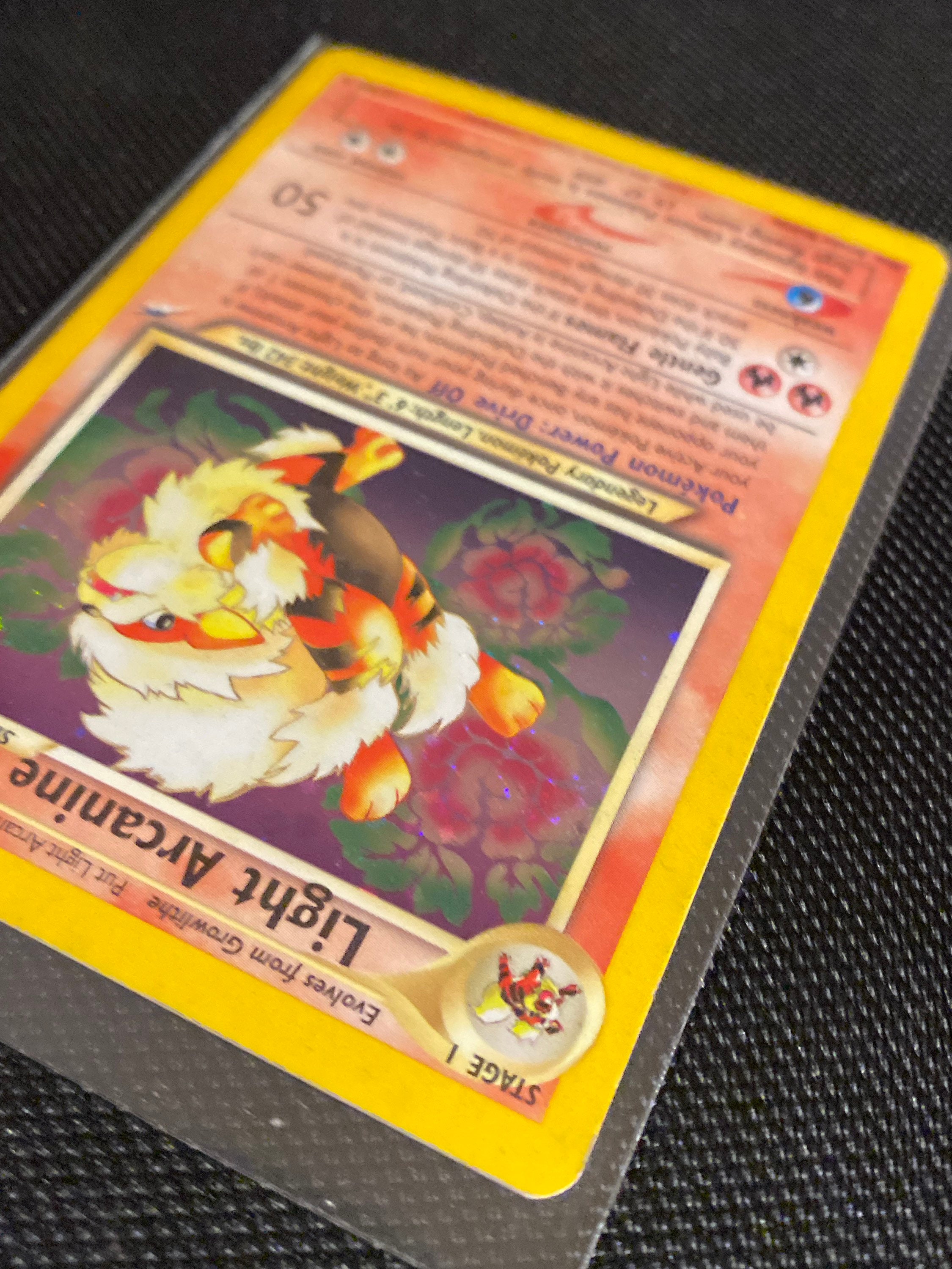 Light Arcanine - Pokémon - Neo Destiny 12/105 - Authentic Vintage