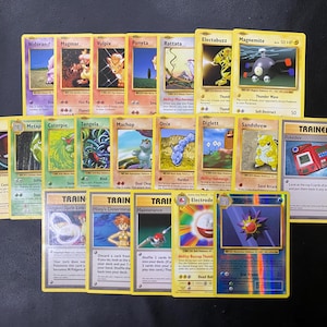 Pokémon XY Evolutions Collection - Pokemon Trading Card Game TCG - Authentic Trading Card Lot with 21 Cards!