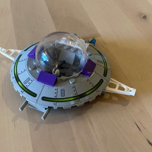 Lego alien ufo new arrivals
